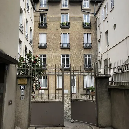 Chateau De 800m A Pied