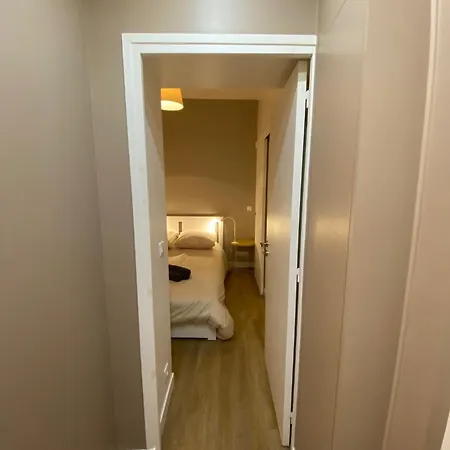 Chateau De 800m A Pied