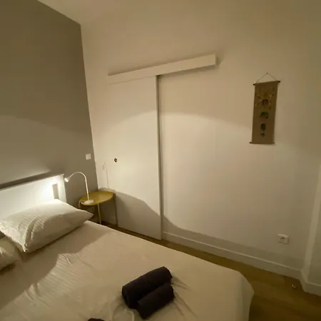 Chateau De 800m A Pied Apartamento