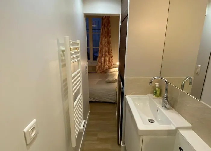 Chateau De 800m A Pied Апартаменты Версаль