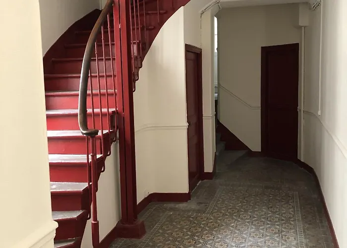 Апартаменты Chateau De 800m A Pied *